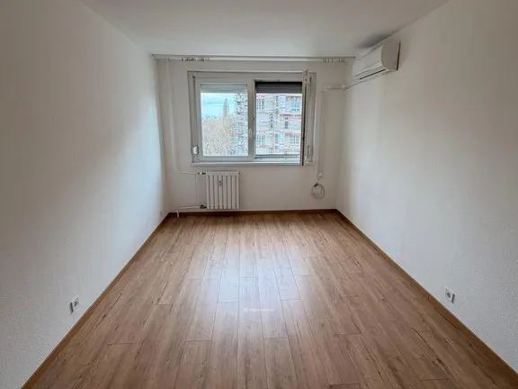 Eladó lakás Budapest III. kerület 50 nm