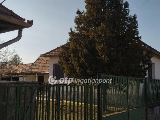 Eladó ház Tápióság 75 nm