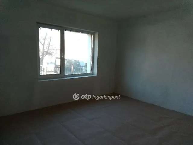 Eladó ház Tápióság 75 nm