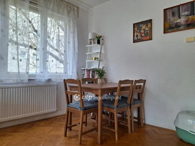 Eladó lakás Budapest II. kerület 72 nm