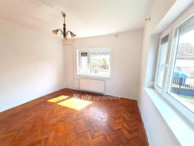 Eladó ház Abony 80 nm