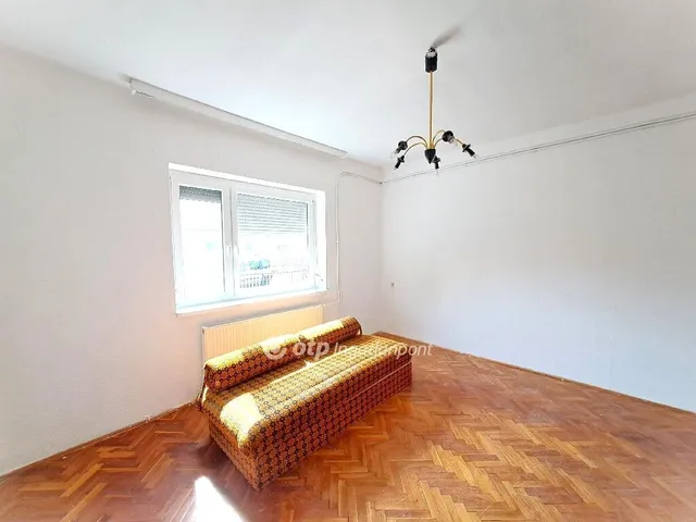 Eladó ház Abony 80 nm