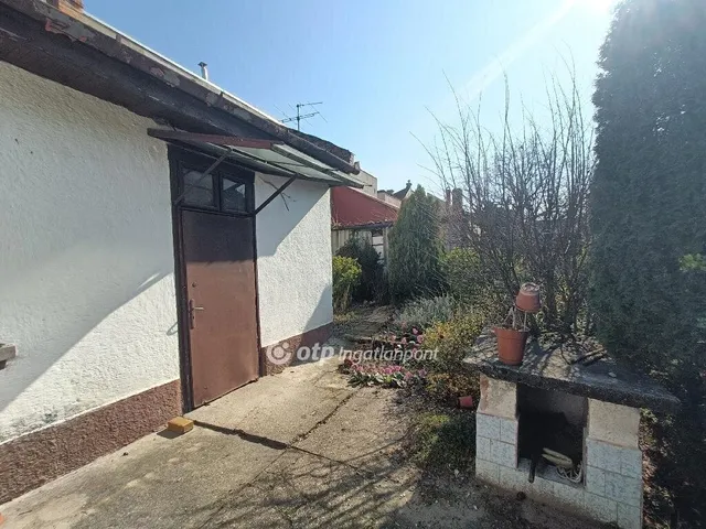 Eladó ház Budapest IV. kerület 76 nm