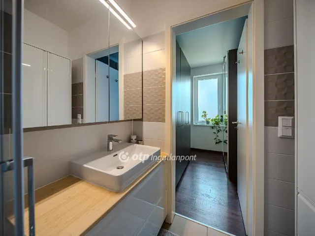 Eladó lakás Budapest XIII. kerület 94 nm