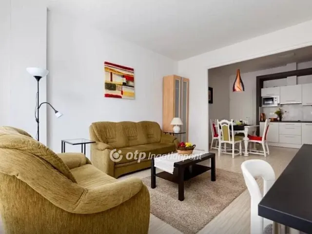 Eladó lakás Budapest I. kerület 79 nm