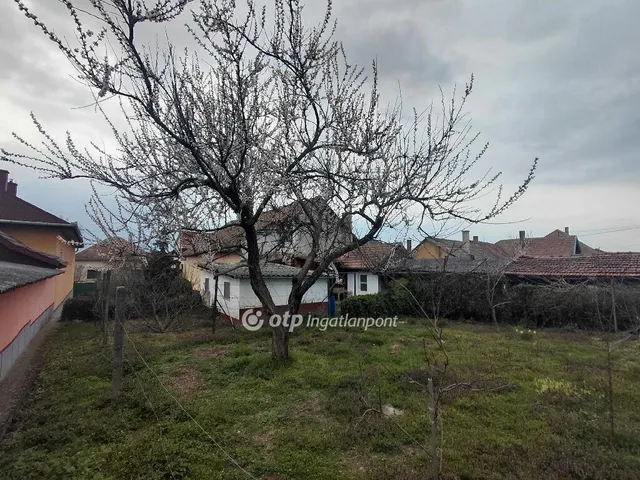 Eladó ház Bag 205 nm