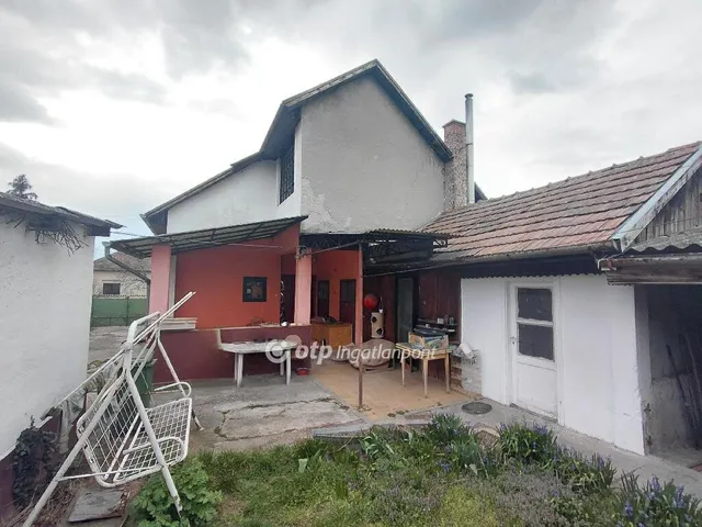 Eladó ház Bag 205 nm