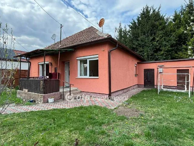 Eladó ház Budakalász 68 nm