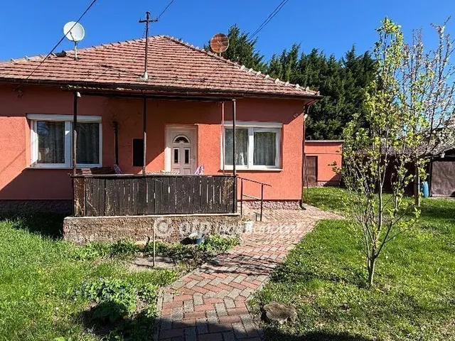 Eladó ház Budakalász 68 nm