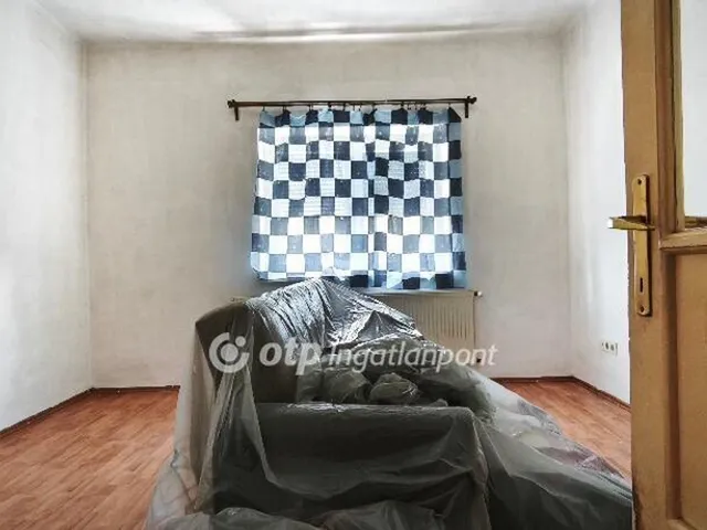 Eladó ház Kartal 235 nm