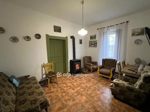 Eladó nyaraló Kocsér 255 nm
