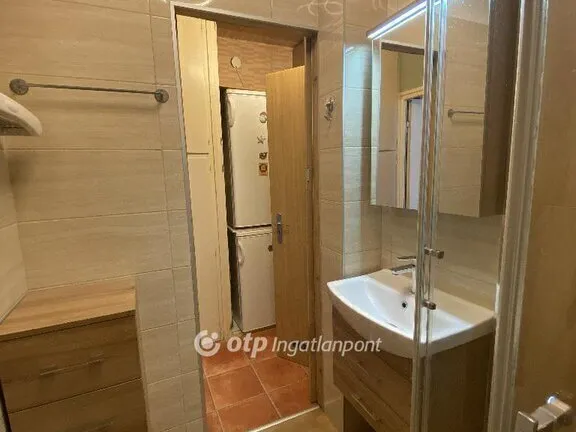 Eladó lakás Budapest VIII. kerület 64 nm