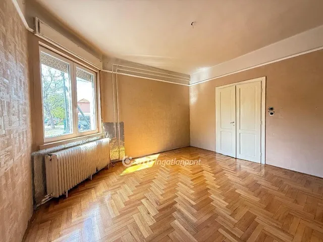 Eladó ház Budapest XX. kerület 235 nm