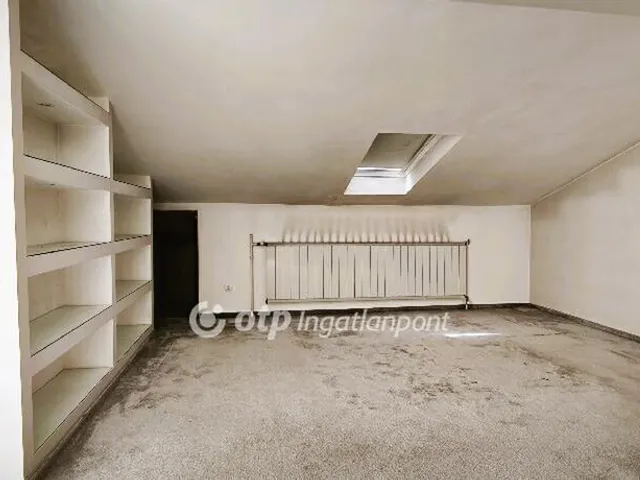 Eladó ház Budapest XV. kerület 254 nm