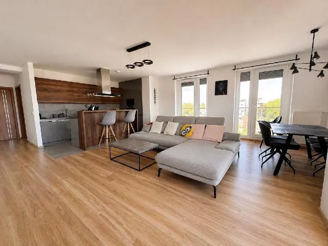 Eladó lakás Budapest XIII. kerület, Angyalföld 121 nm