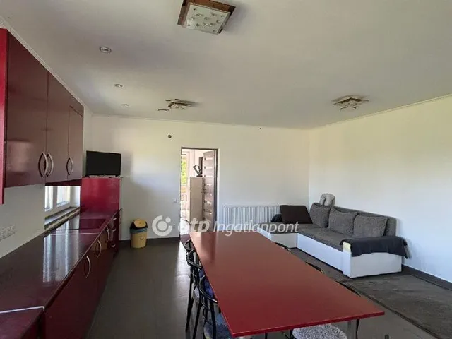 Eladó nyaraló Berkenye 150 nm