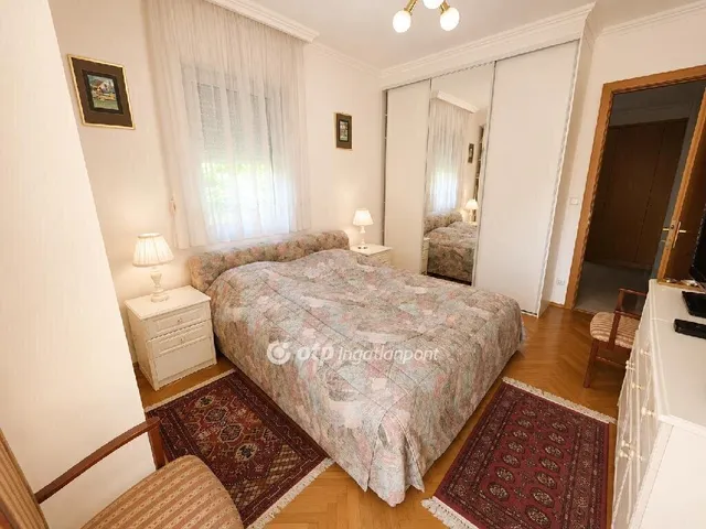 Eladó lakás Budapest II. kerület 185 nm