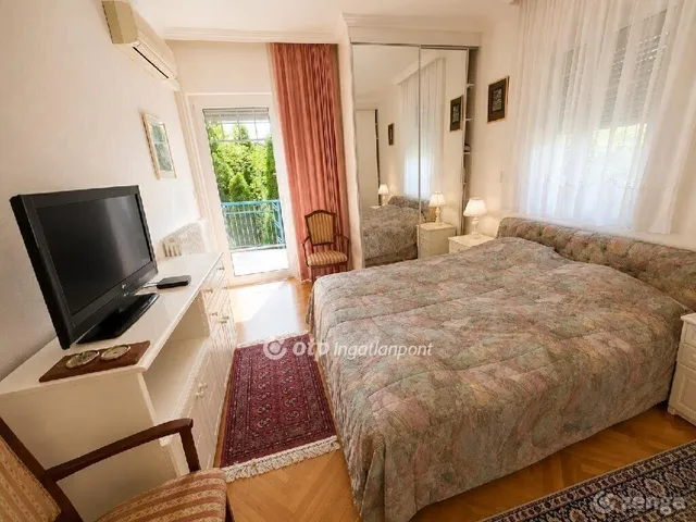 Eladó lakás Budapest II. kerület 185 nm