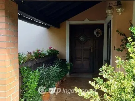 Eladó ház Tápiószele 168 nm