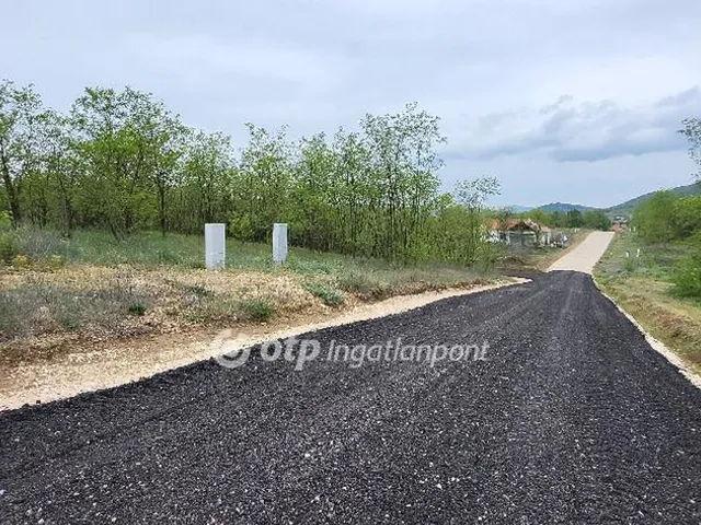 Eladó telek Piliscsaba 1080 nm
