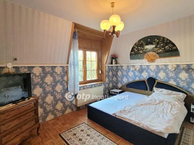 Eladó ház Szentendre, Pismány 267 nm