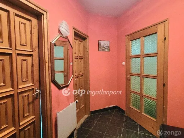 Eladó ház Szentendre, Pismány 267 nm