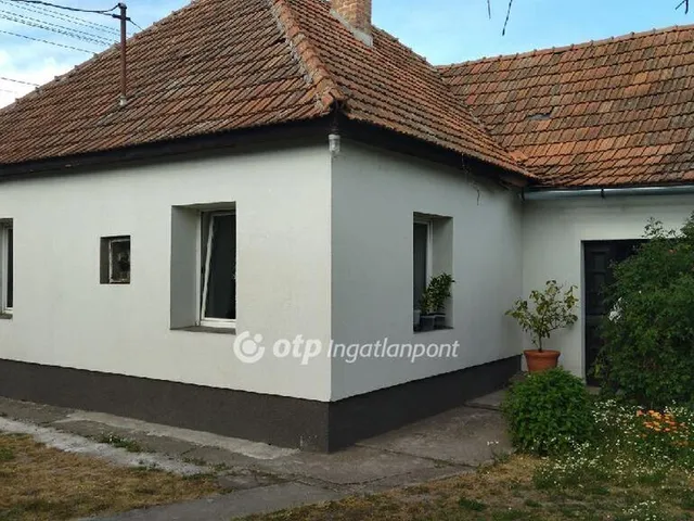 Eladó ház Hort 107 nm