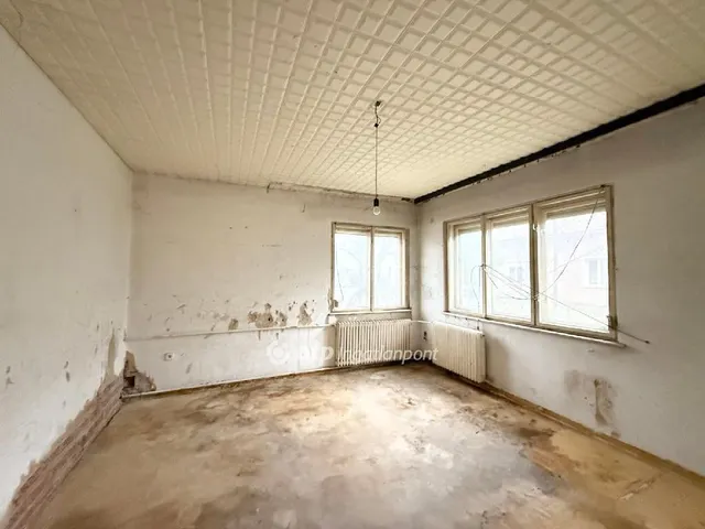 Eladó ház Budapest XVIII. kerület 192 nm