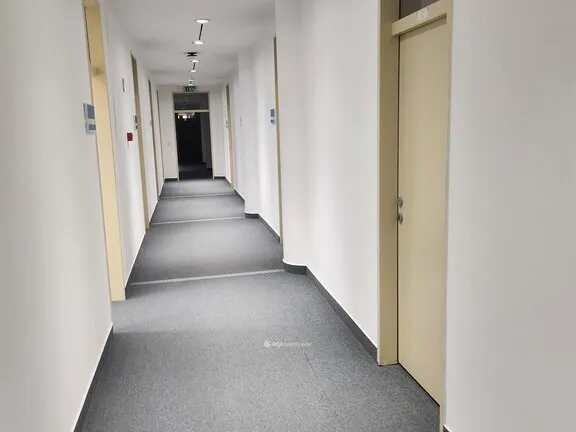 Kiadó kereskedelmi és ipari ingatlan Budapest I. kerület 74 nm