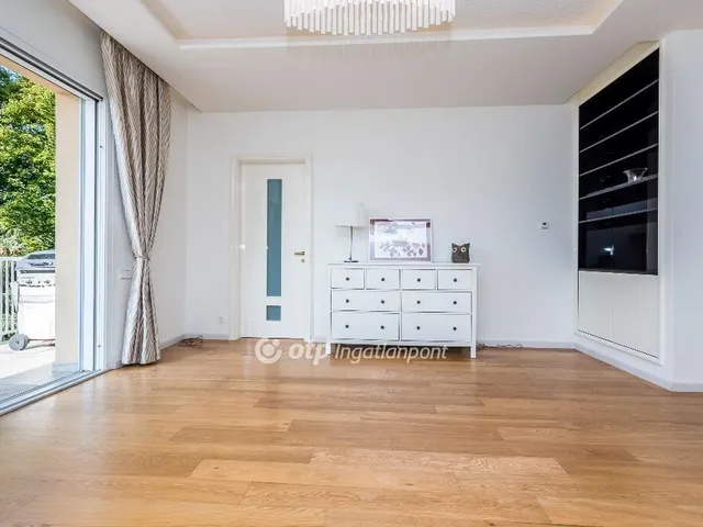 Kiadó lakás Budapest II. kerület 110 nm