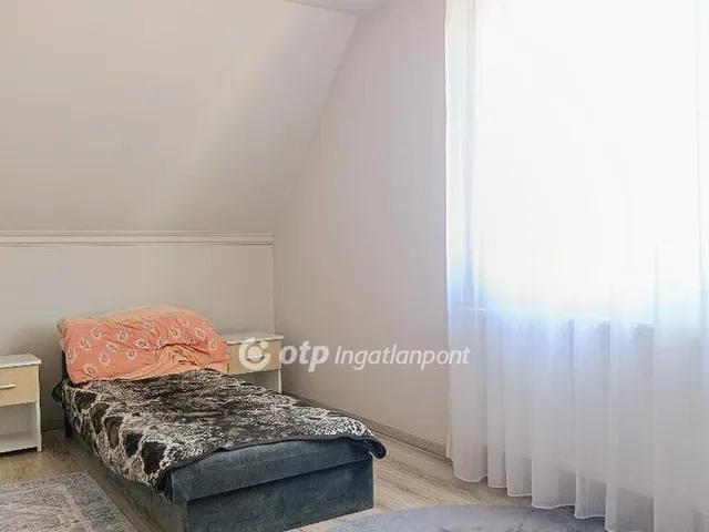 Eladó ház Jászfényszaru 157 nm