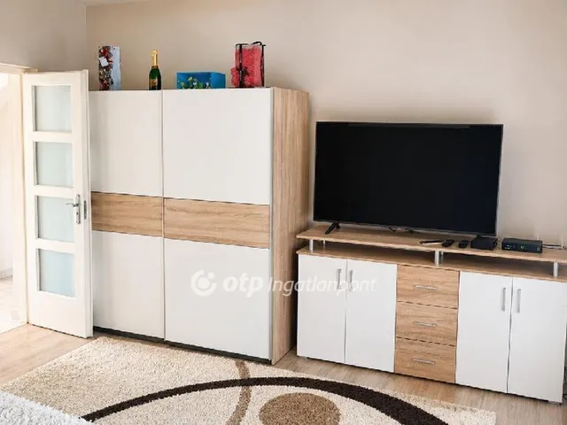 Eladó ház Jászfényszaru 157 nm