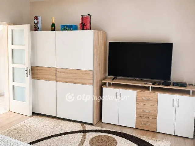 Eladó ház Jászfényszaru 157 nm