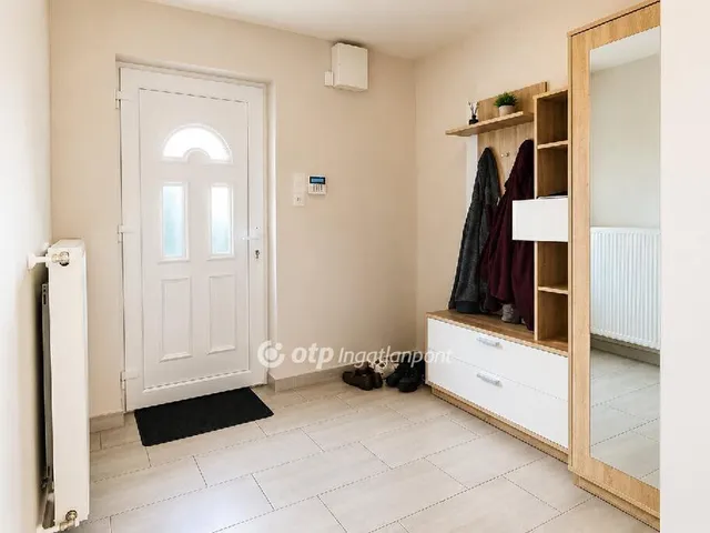 Eladó ház Jászfényszaru 157 nm
