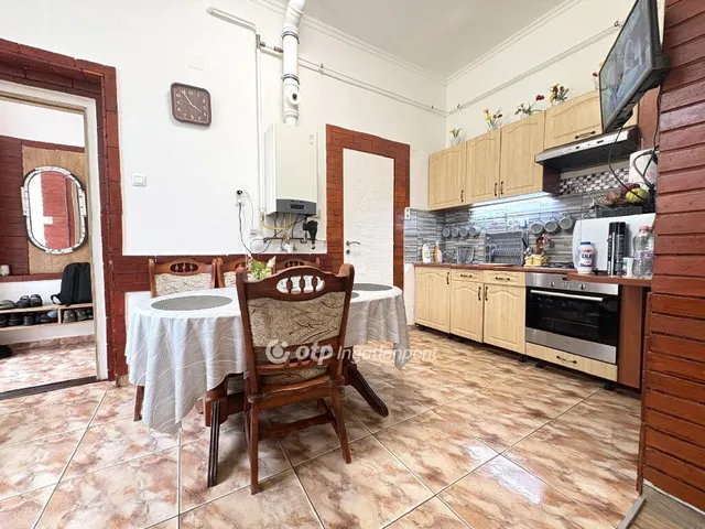 Eladó lakás Budapest XXI. kerület 72 nm