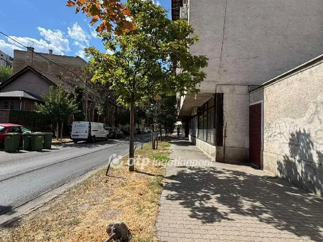 Eladó garázs Budapest XIII. kerület, Angyalföld 19 nm