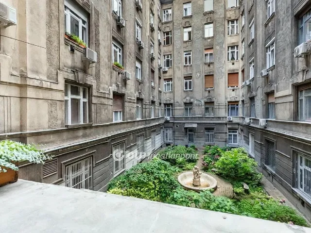 Eladó lakás Budapest IX. kerület 104 nm