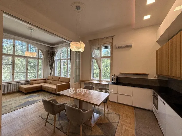 Eladó lakás Budapest VI. kerület 80 nm