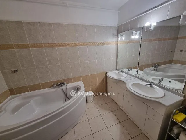 Eladó lakás Budapest II. kerület, Törökvész 125 nm