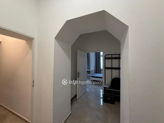 Eladó lakás Budapest VI. kerület 75 nm