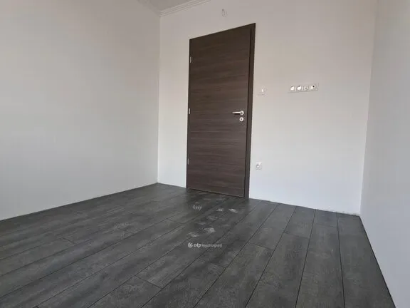Eladó lakás Mende 78 nm