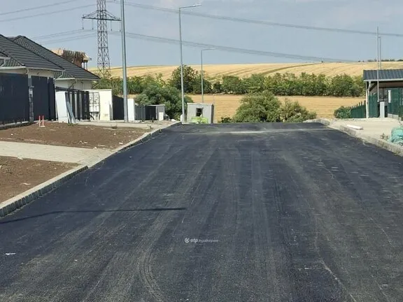 Eladó lakás Mende 78 nm