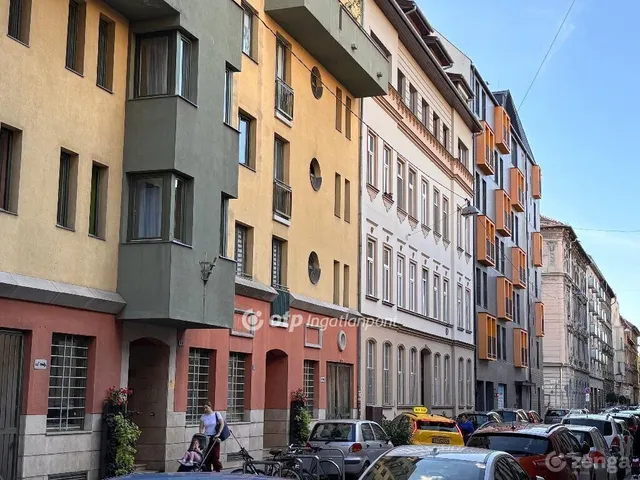 Eladó lakás Budapest VI. kerület 32 nm