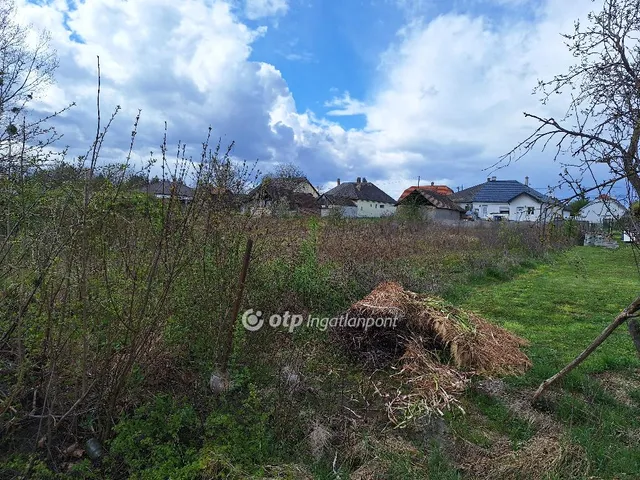 Eladó telek Ásványráró 1330 nm