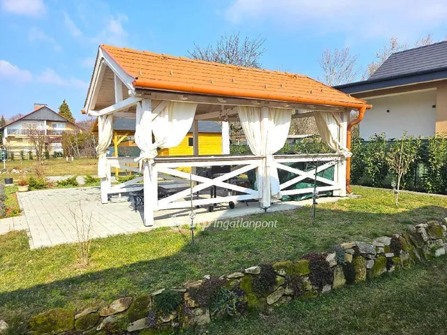 Eladó ház Gyenesdiás 135 nm