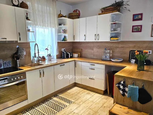 Eladó ház Gyenesdiás 135 nm