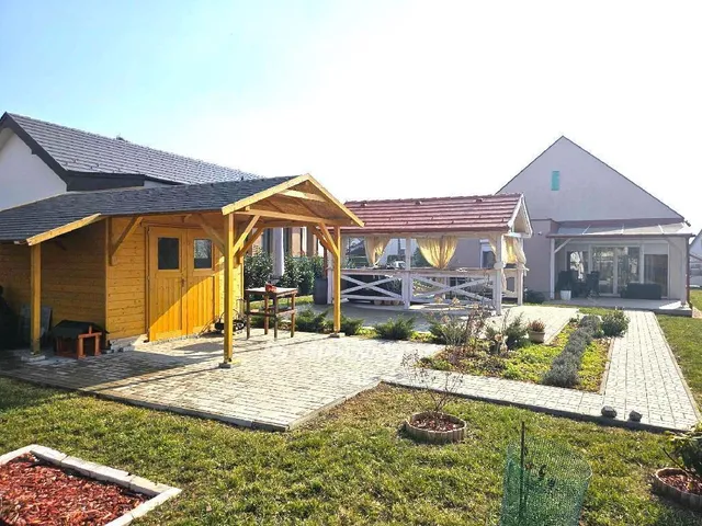 Eladó ház Gyenesdiás 135 nm