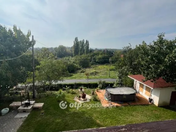Eladó ház Vonyarcvashegy 209 nm