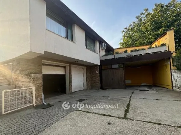 Eladó ház Vonyarcvashegy 209 nm