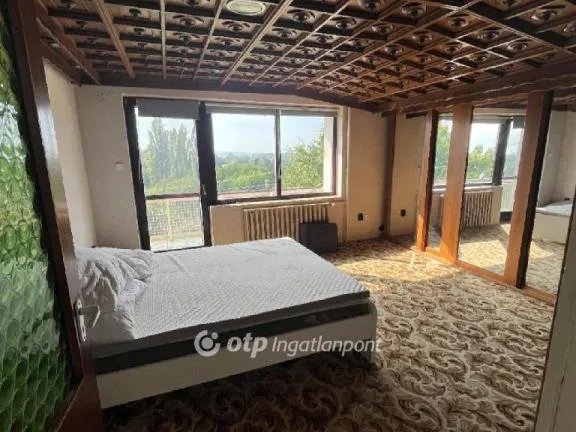 Eladó ház Vonyarcvashegy 209 nm